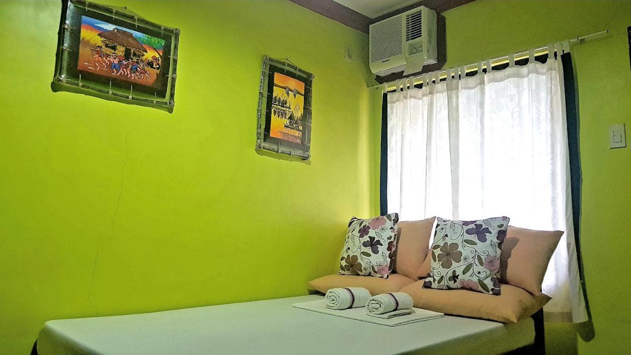 Amelia Homestay Puerto Princesa Exterior foto