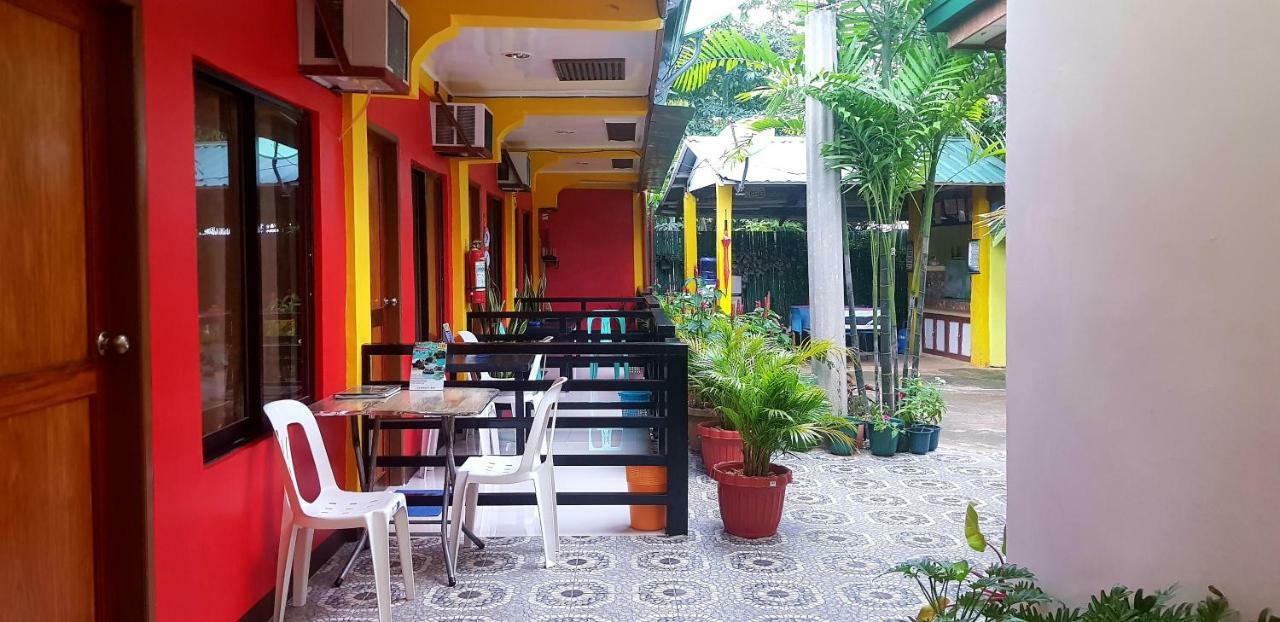 Amelia Homestay Puerto Princesa Exterior foto